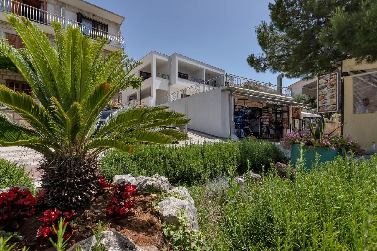 Central Beach Apartments Tučepi Exterior foto